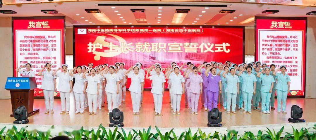 草根出身,凭人设一度爆红,超越妹妹新剧让人眼前一亮